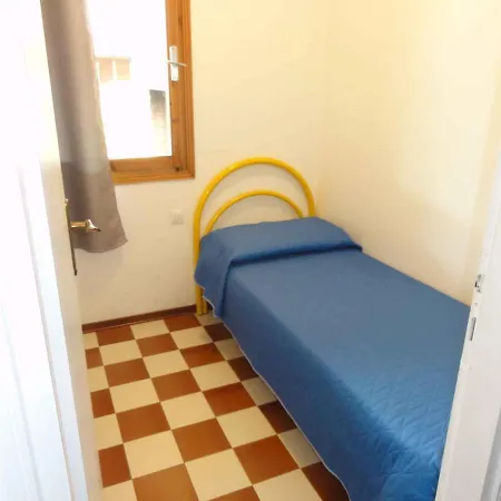 In 38406 Apartment *